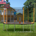 12 pés de trampolim e recinto com argola de basquete